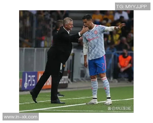 曼联高层今日与索尔斯克亚及卡里克进行重要面谈分析球队未来发展方向 曼联高层今日与索尔斯克亚及卡里克进行重要面谈分析球队未来发展方向