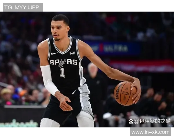 纳斯准确预判CJ与基斯珀特交易背后原因分析及球队策略解读 纳斯准确预判CJ与基斯珀特交易背后原因分析及球队策略解读